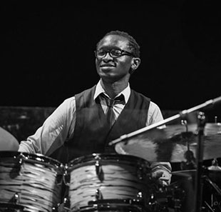 Jazz ROGER BIWANDU QUARTET TRIBUTE TO AL JARREAU PARIS