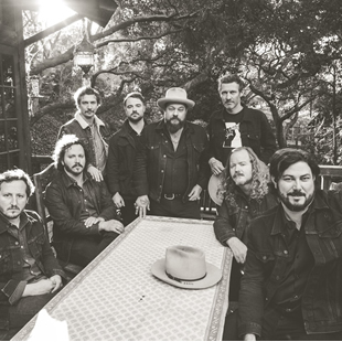 Pop-rock NATHANIEL RATELIFF&THE NIGHT SWEATS BRUXELLES - BRUSSEL