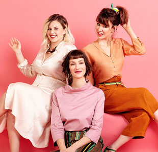 THE GLOSSY SISTERS THE GLOSSY SISTERS