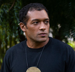 MAKAYA MC CRAVEN MAKAYA MC CRAVEN