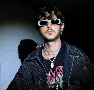 OSCAR AND THE WOLF