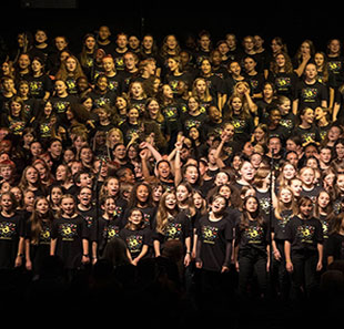 Variété en Frans chanson LE CHOEUR DE L'AUBE EN CONCERT Festival Nuits de Champagne 2023 TROYES