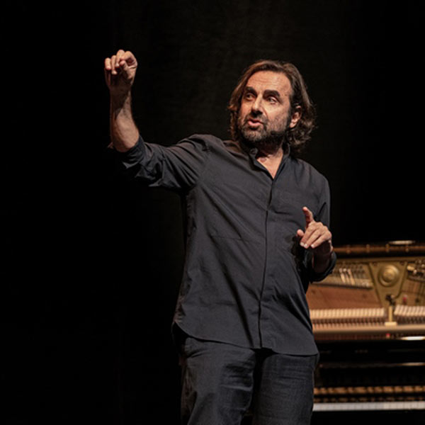 ANDRE MANOUKIAN ANDRE MANOUKIAN