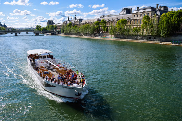 CROISIÈRE APÉRO 1H - VIN/BIÈRE CROISIÈRE APÉRO 1H - VIN/BIÈRE